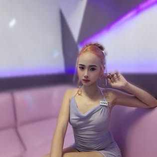 Club Miu Music Lounge 女の子